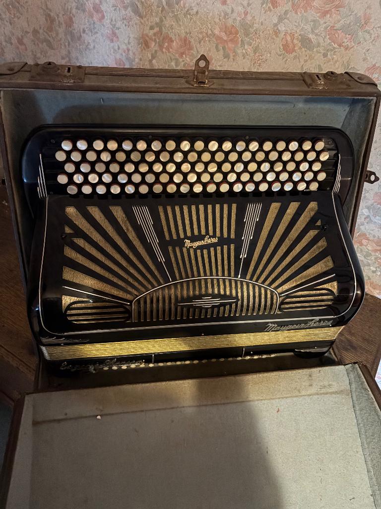 Accordéon chromatique Maugein Frères – vintage, Enlèvement, Utilisé
