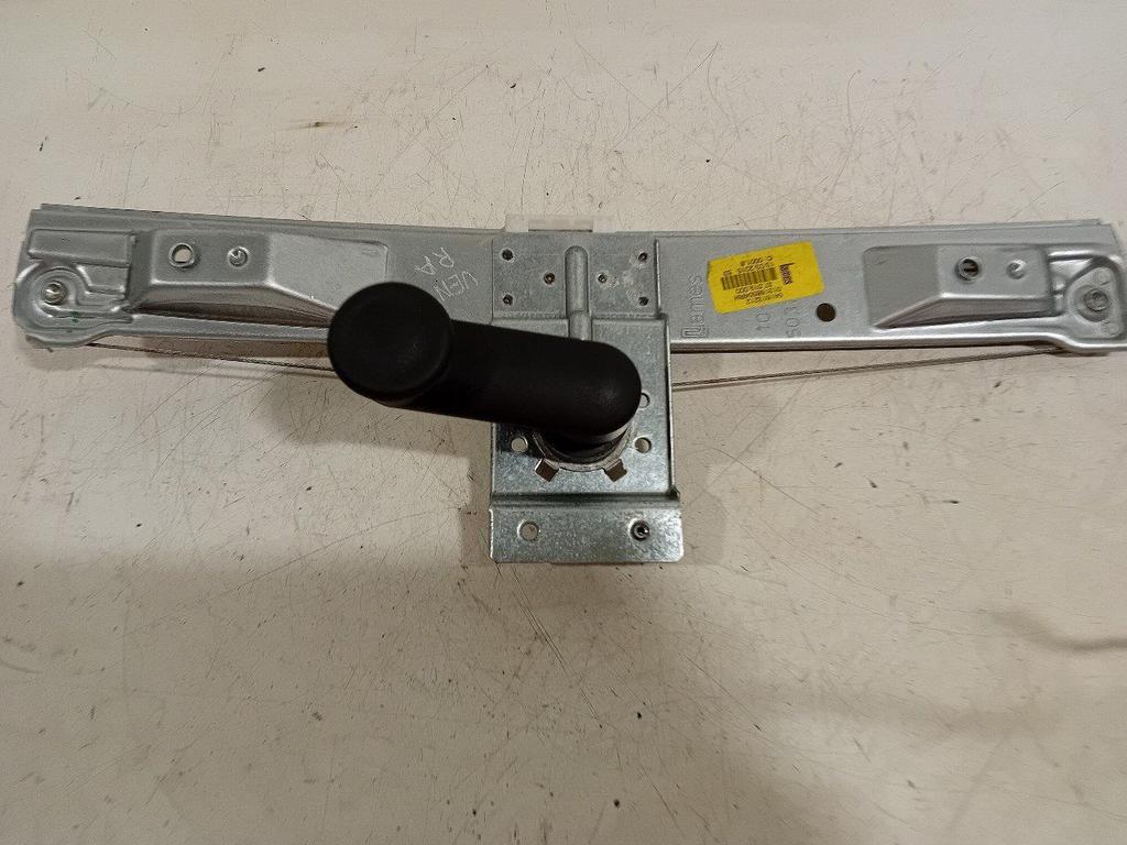 Raammechaniek rechts achter Opel Corsa, Onderdelen@venauto.nl, Van der Ven Autorecycling B.V., Ettenseweg 76, 4706 PB Roosendaal, The Netherlands