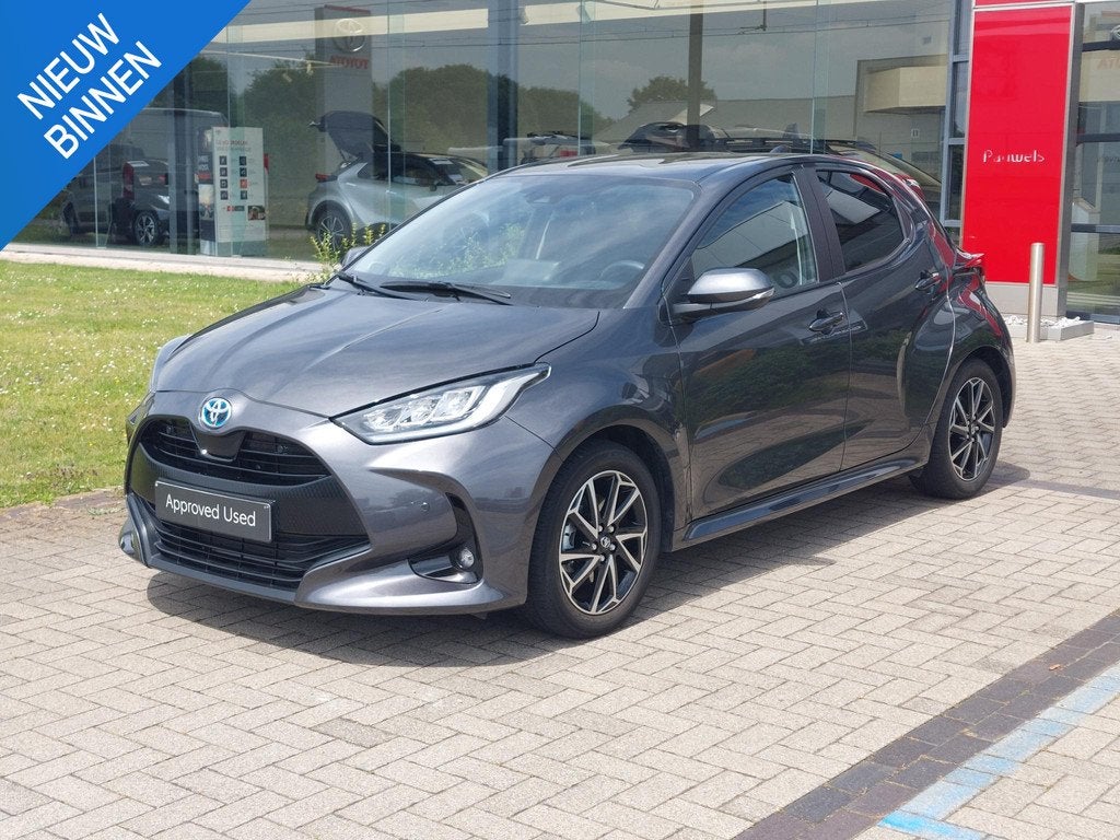 Toyota Yaris 1.5 VVT-i Hybrid 85kW Iconic e-CVT, Auto's, Toyota, Gebruikt, 96 g/km, 116 pk, 450 kg