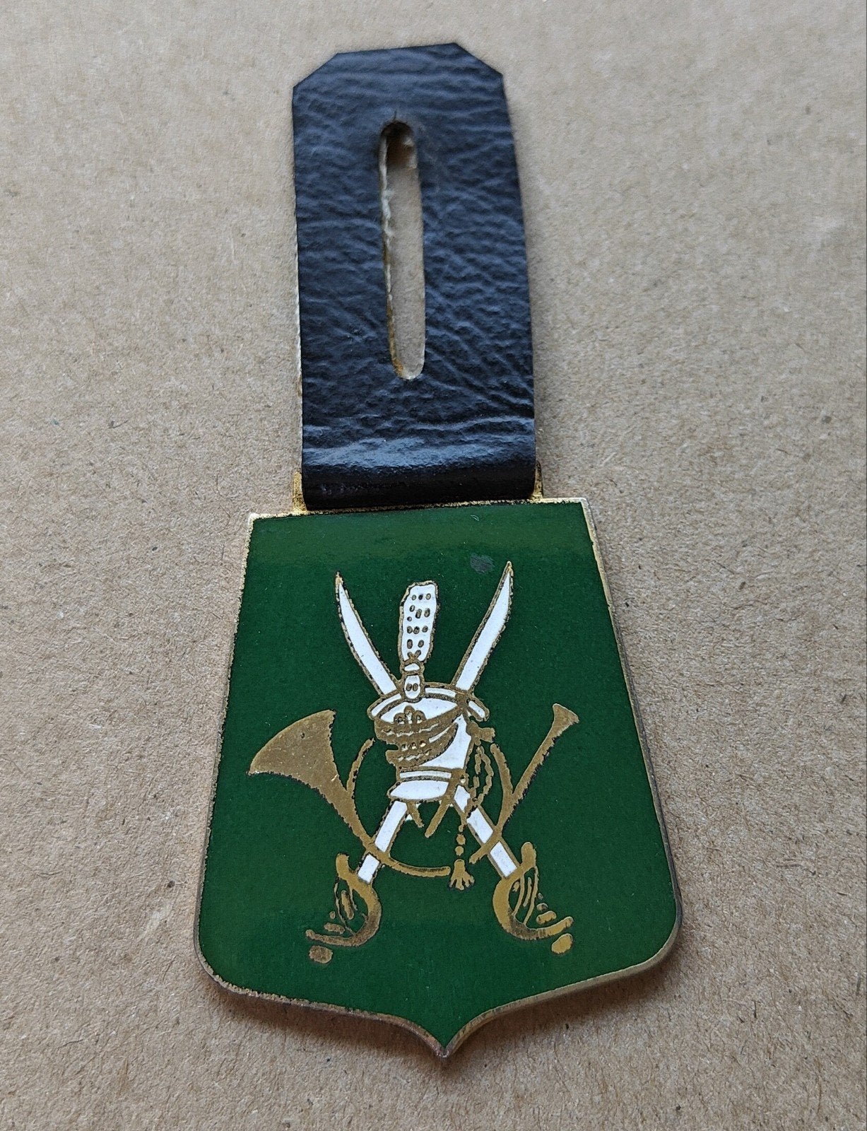 Belgische militaire Borsthanger (breloque) van de CVRT-groep, Enlèvement ou Envoi, Armée de terre, Emblème ou Badge