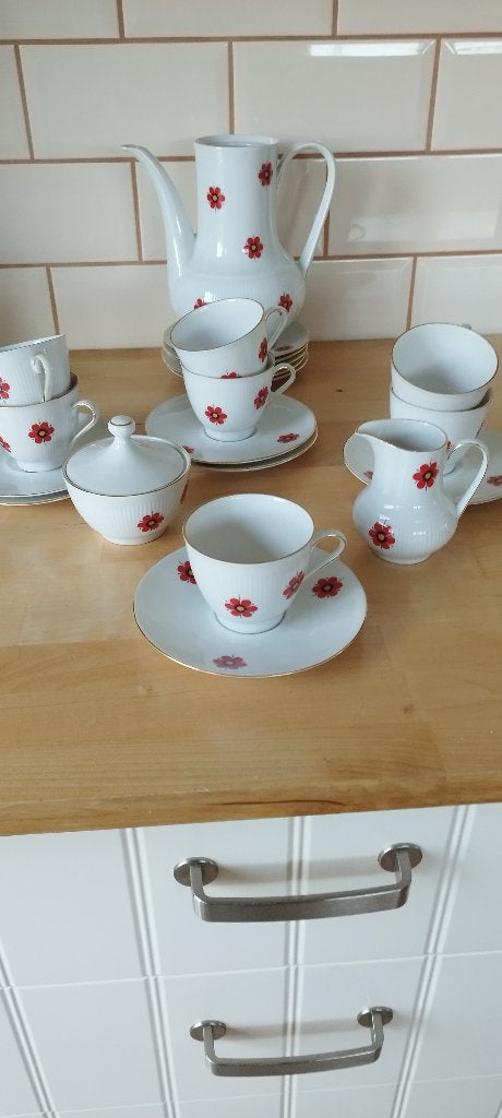 service à café, Enlèvement