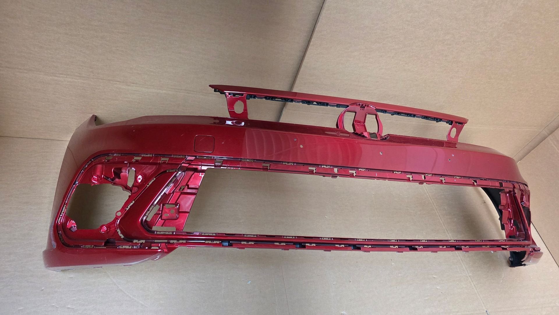 Voorbumper VW Polo 2G Facelift Bumper Zonder PDC 2022-2026, Gebruikt, -, Voor, Ophalen of Verzenden
