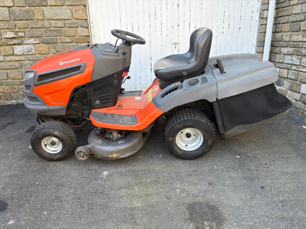 Tracteur  tondeuse husqvanra cth, Enlèvement, Comme neuf