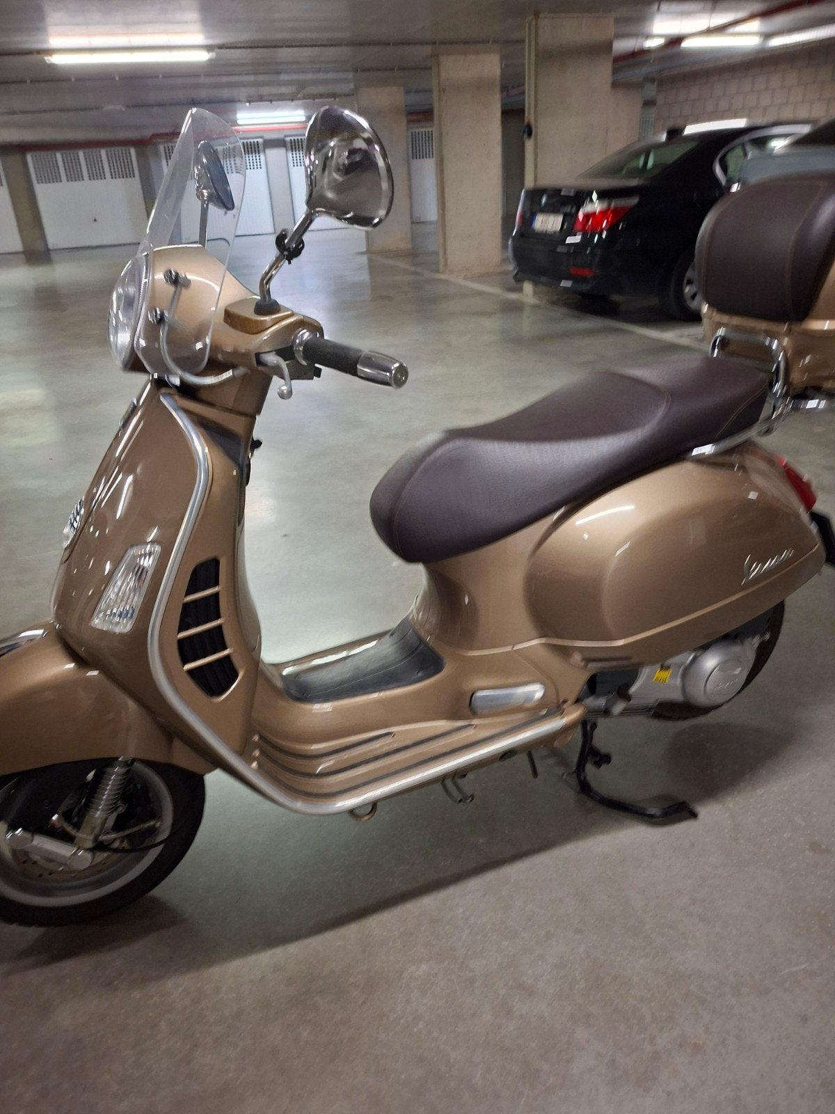 Vespa GTS 300, Motoren, Scooter, 300 cc, Gebruikt, Particulier