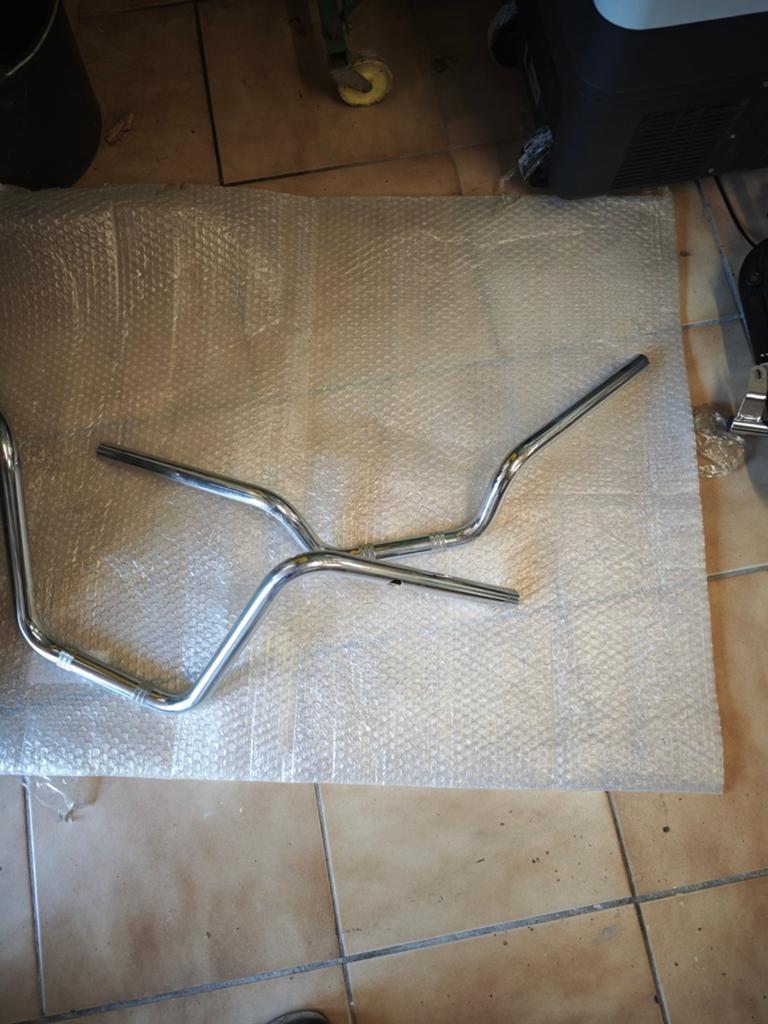 Guidons triumph Bonneville, Particulier