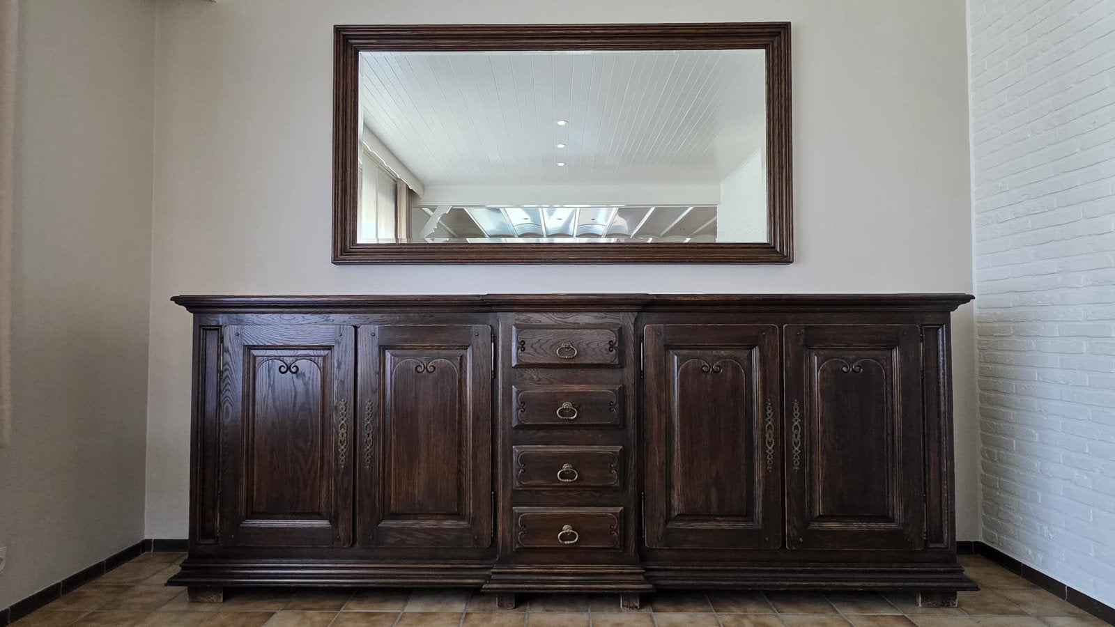 Massief houte dressoir, spiegel, bijzet tafel en salontafel, Huis en Inrichting, Kasten | Dressoirs, Ophalen, Gebruikt