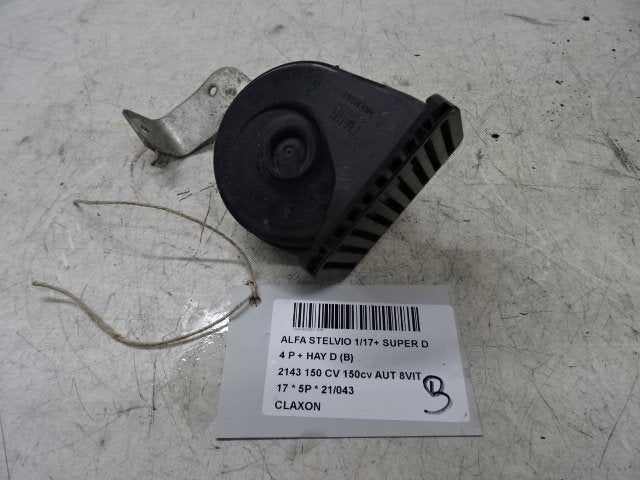 CLAXON Alfa Romeo Stelvio (949) (12-2016/12-2019), Gebruikt, Alfa Romeo