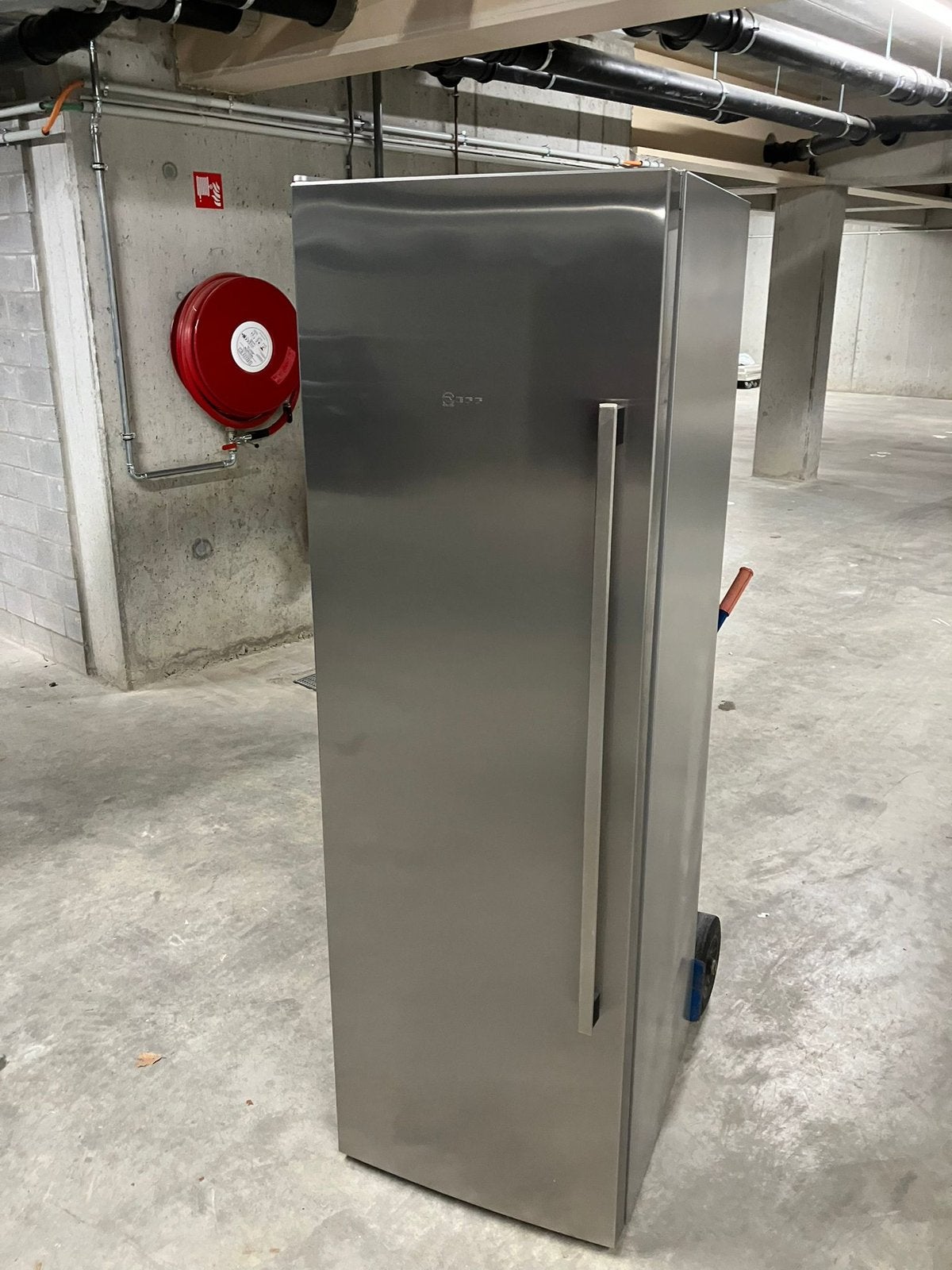 Koelkast Neff A++ no frost bijna nieuw, Elektronische apparatuur, Ophalen, Zonder vriesvak, 160 cm of meer, Zo goed als nieuw