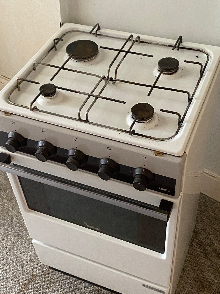 Cuisiniere combi Zanussi au gaz de ville, Electroménager, Gaz, 85 à 90 cm, 4 zones de cuisson, Enlèvement