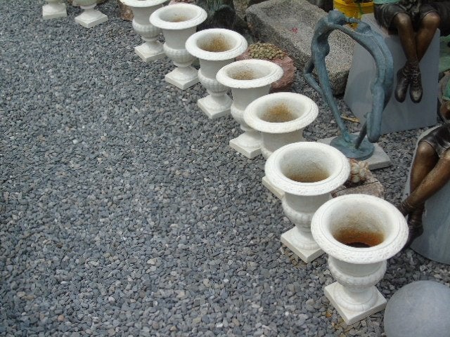 jardinière , pot de fleurs en fonte patinée blanc rouillé ., Jardin & Terrasse, Enlèvement, Neuf