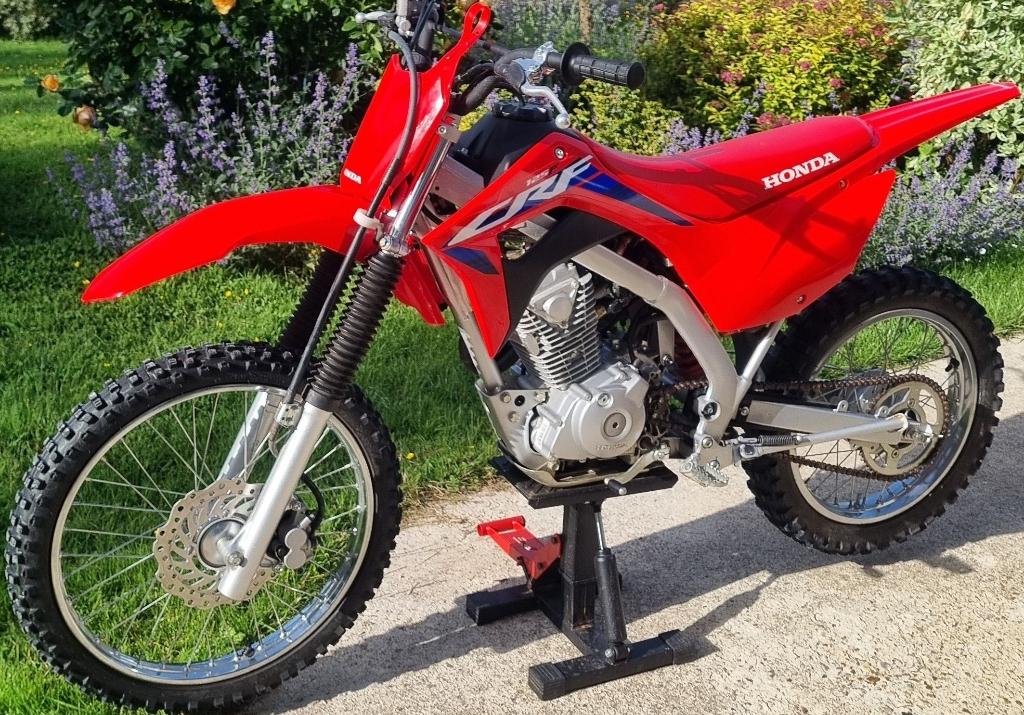 Moto cross Honda CRF 125 F 2023, Moto de cross, 1 cylindre, Manuelle, 125 cm³