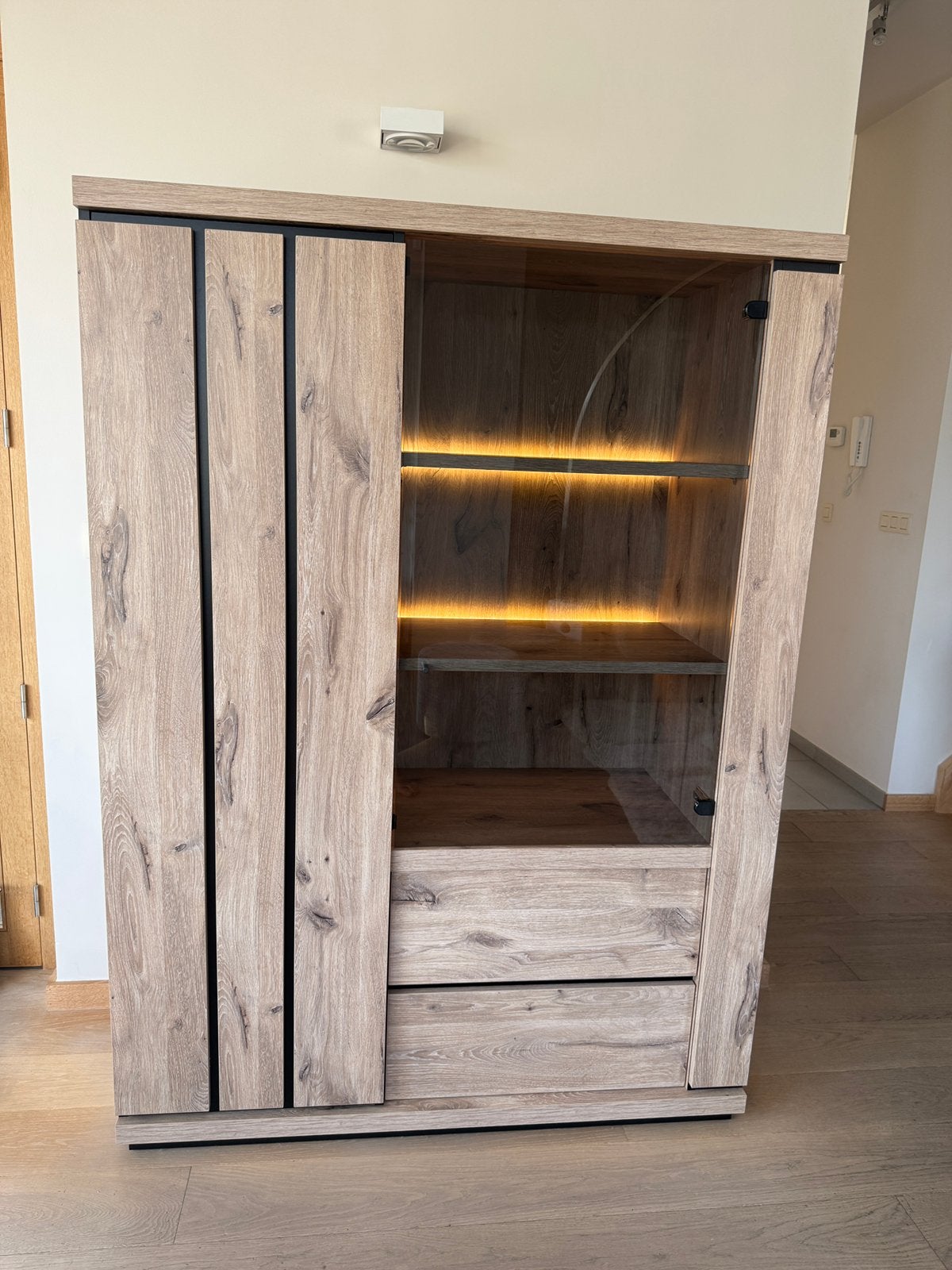 Drankkast/vitrine kast, Huis en Inrichting, Ophalen, Zo goed als nieuw, Modern, 150 tot 200 cm