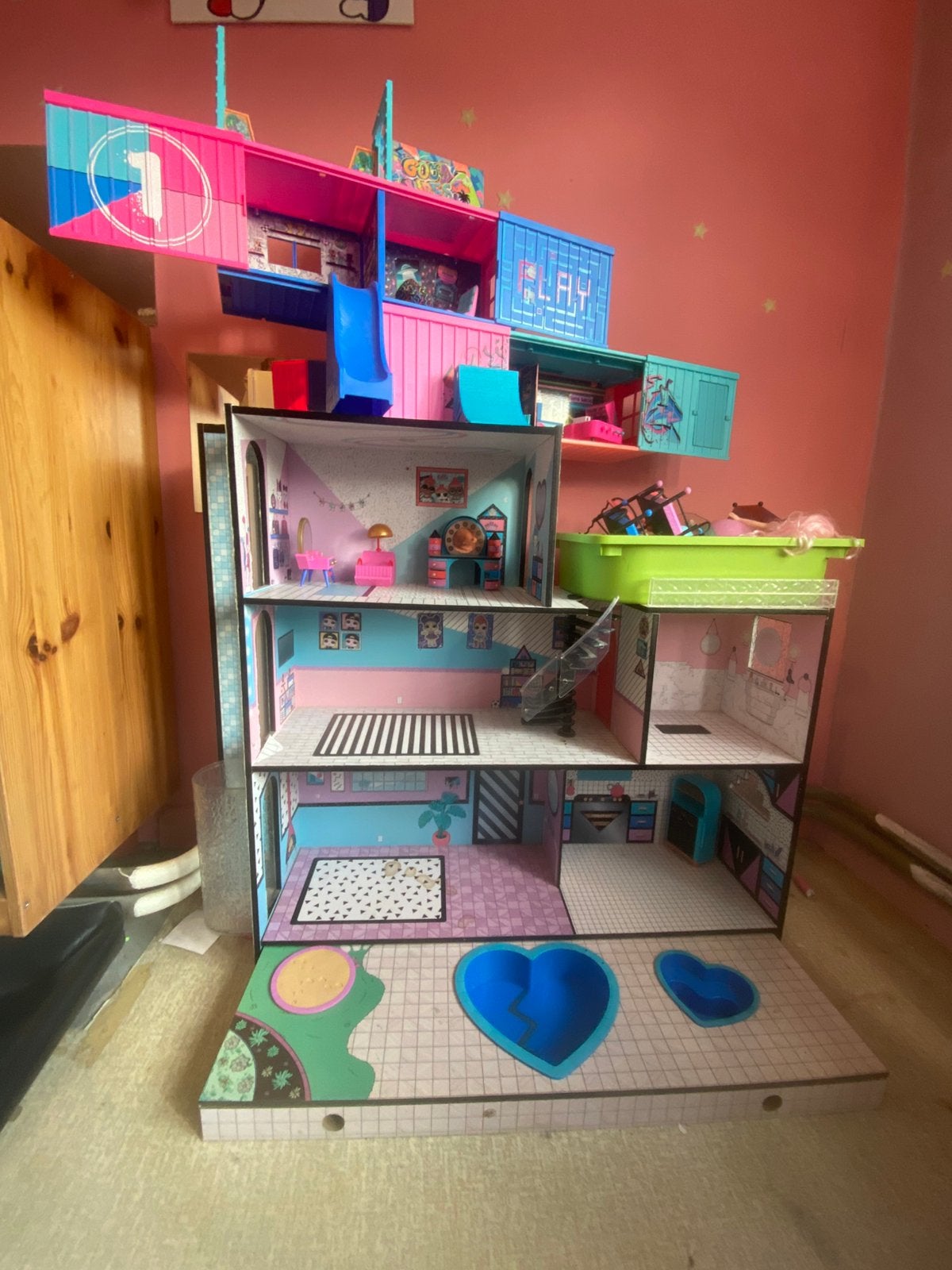 Maison de poupée L.O.L, club-house + accessoires, Enlèvement, Utilisé, Maison de poupées