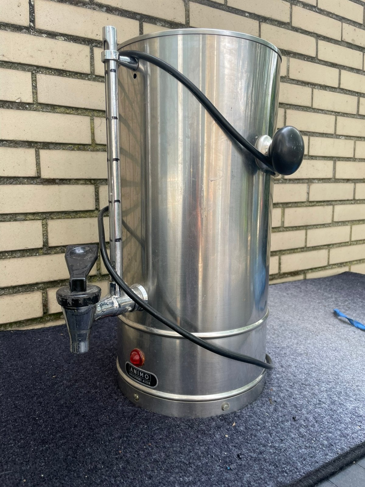 Warm water container, Ophalen, Gebruikt