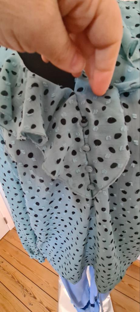 Blouses diver chaque pièce 4 à 5 euro, Enfants & Bébés, Vêtements de bébé | Autre