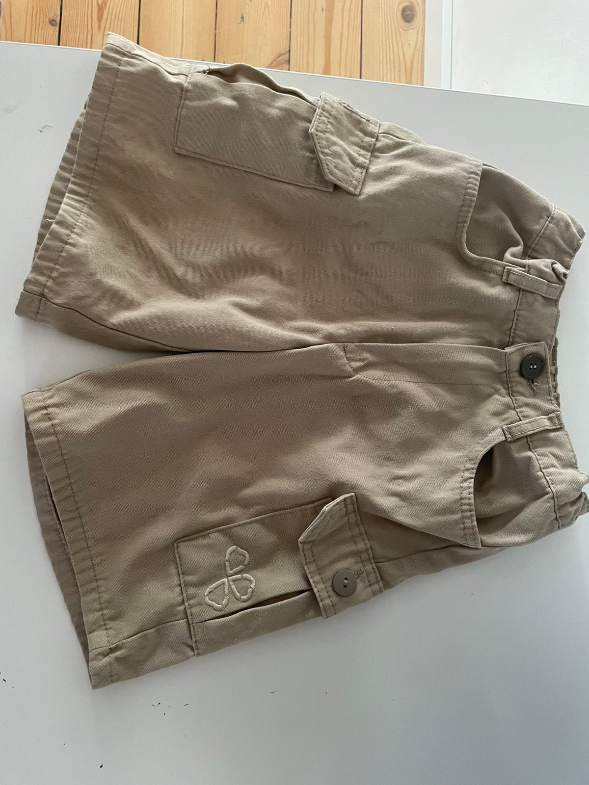 Short bernuda beige lutins guides 8-10 ans, Kinderen en Baby's, Kinderkleding | Maat 140, Ophalen of Verzenden, Gebruikt