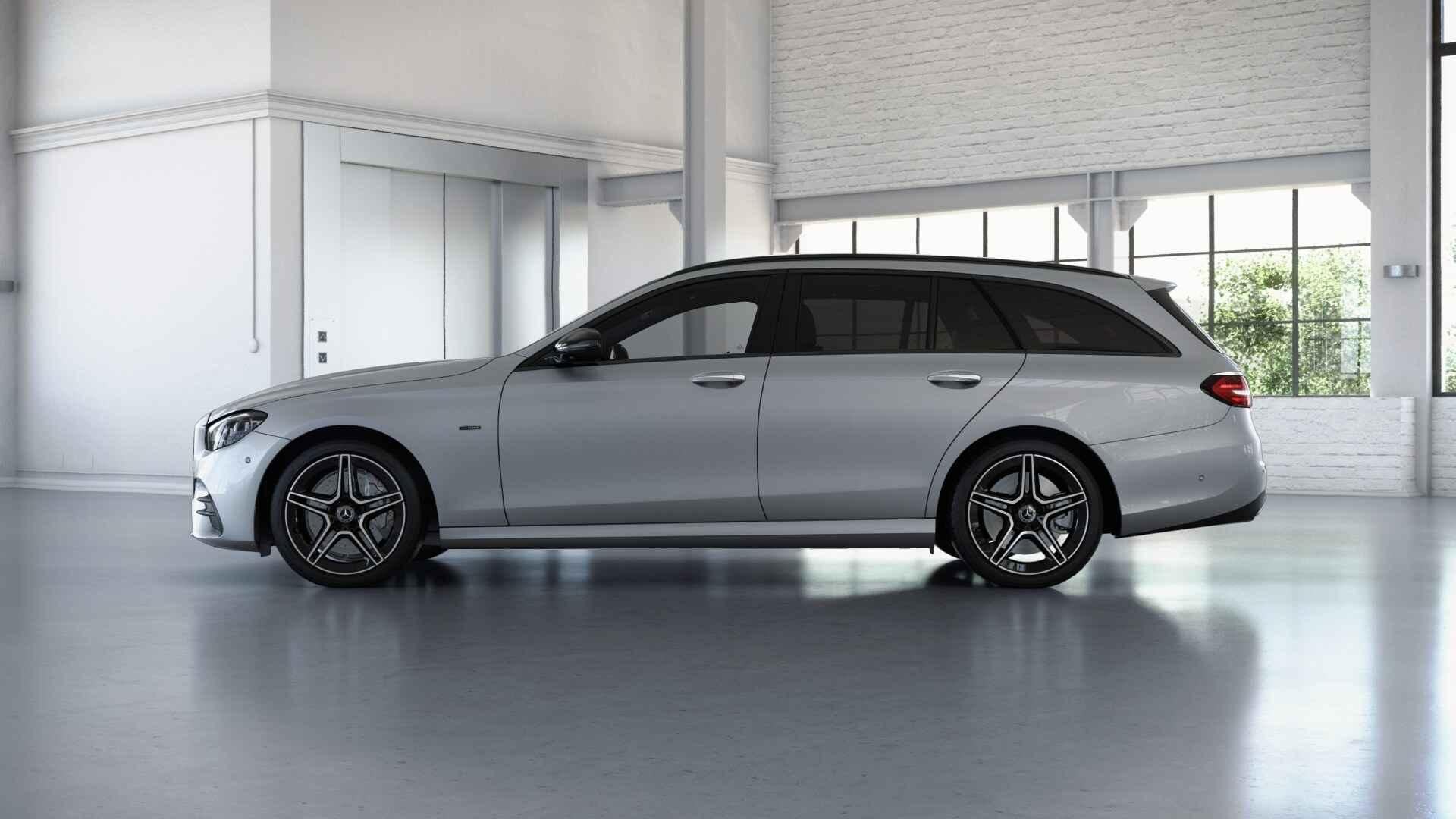 Mercedes-Benz E-Klasse 300 de Break AMG Line | Night Pack |, Argent ou Gris, 306 ch, Entreprise, Hybride rechargeable