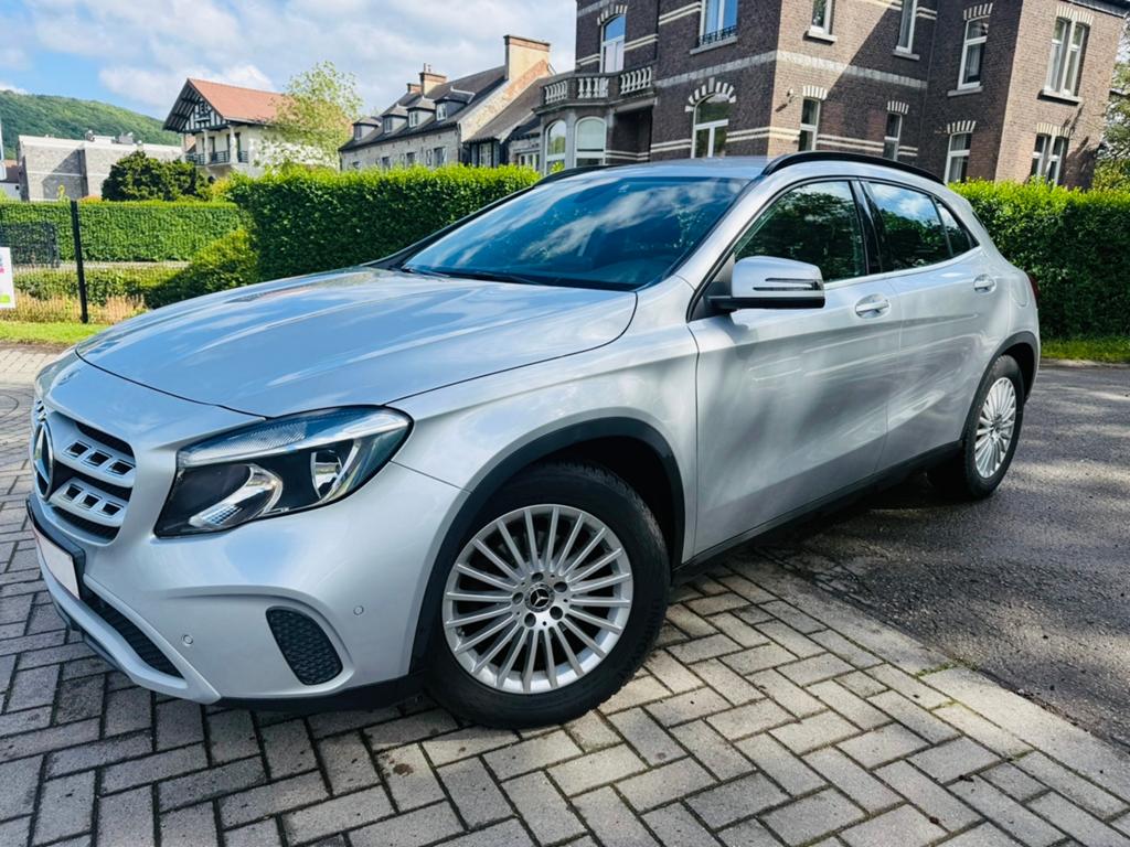 Mercedes GLA 180 de 2018 avec 67000km, Argent ou Gris, Achat, Capteur de stationnement, Euro 6