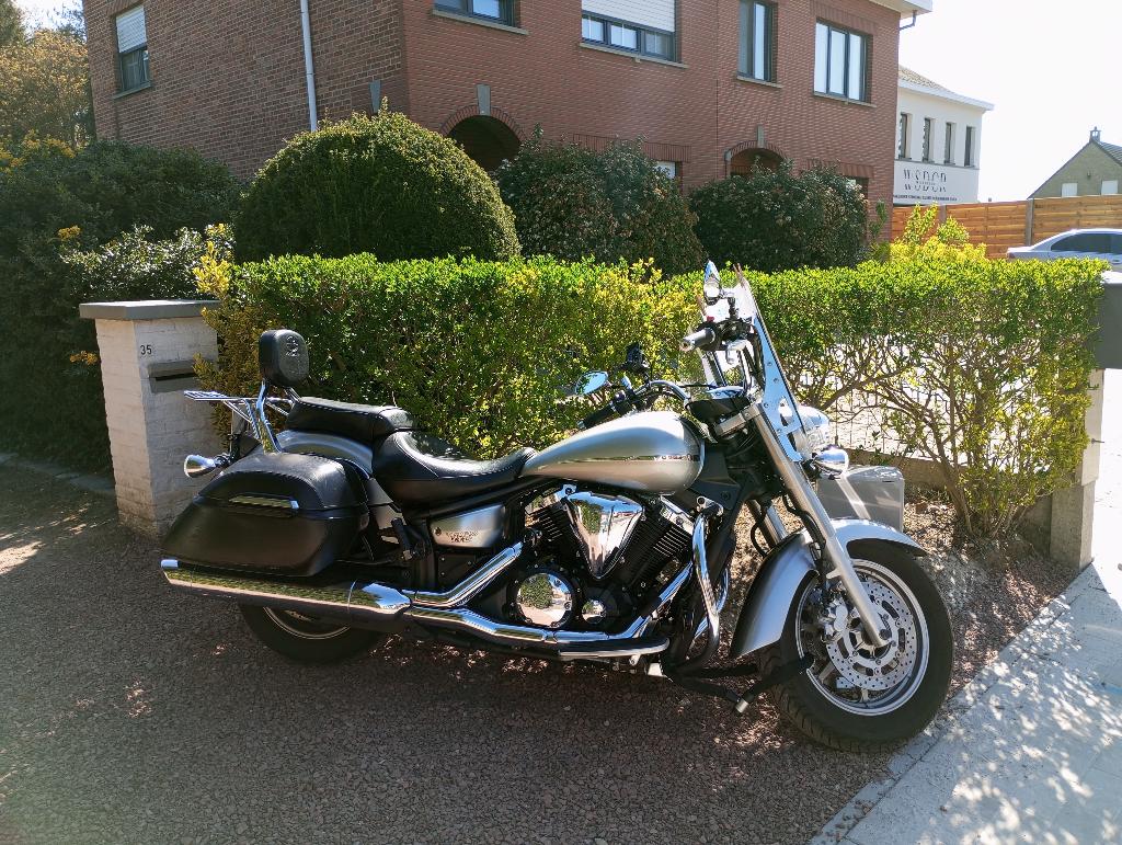 Yamaha XVS 1300 A   Midnight star, Motoren, Motoren | Yamaha, 2 cilinders, Particulier, Meer dan 35 kW, 1304 cc