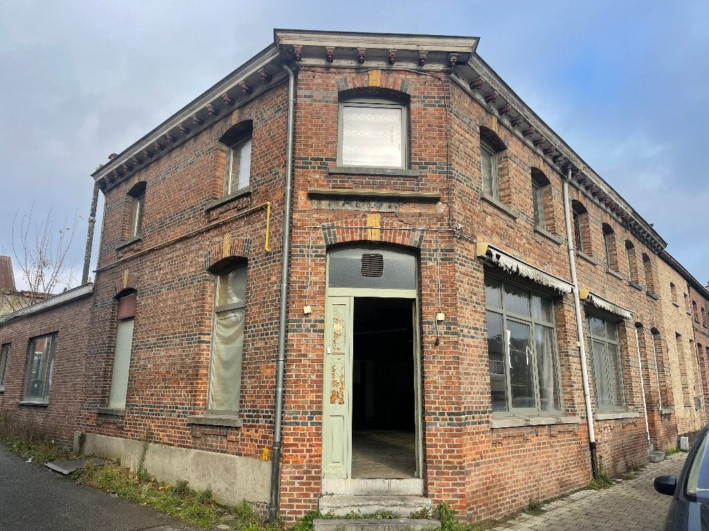 Appartement + handelsruimte in Temse te koop, Immo, 200 tot 500 m², Provincie Oost-Vlaanderen, Temse, 210 m²