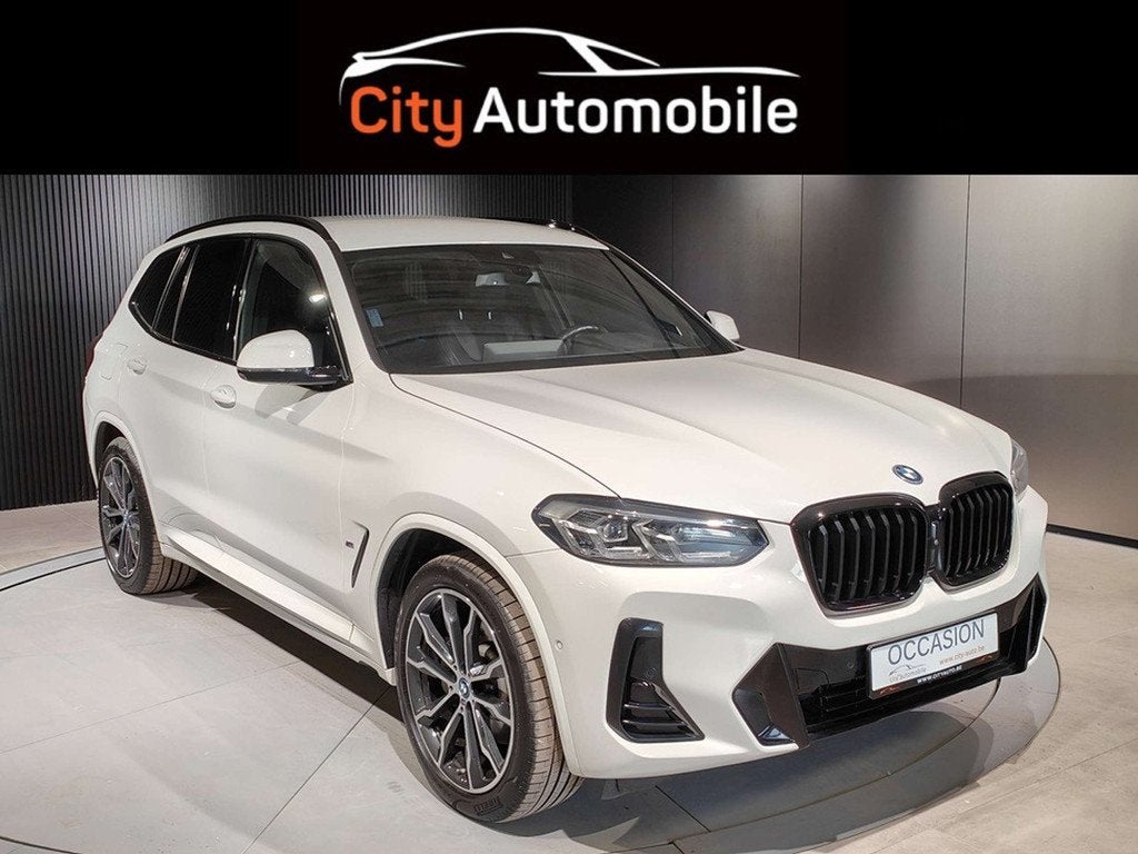 BMW X3 XDRIVE30e PACK M CARPLAY CAMERA 360 GPS LED, Automaat, Zwart, 4 cilinders, Wit