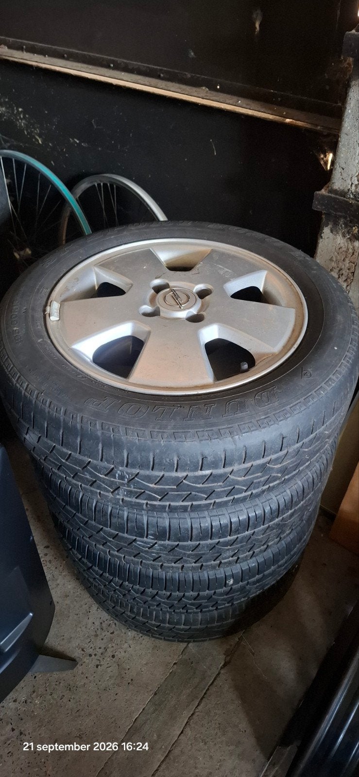 4x velgen opel banden moeten vervangen worden, Ophalen