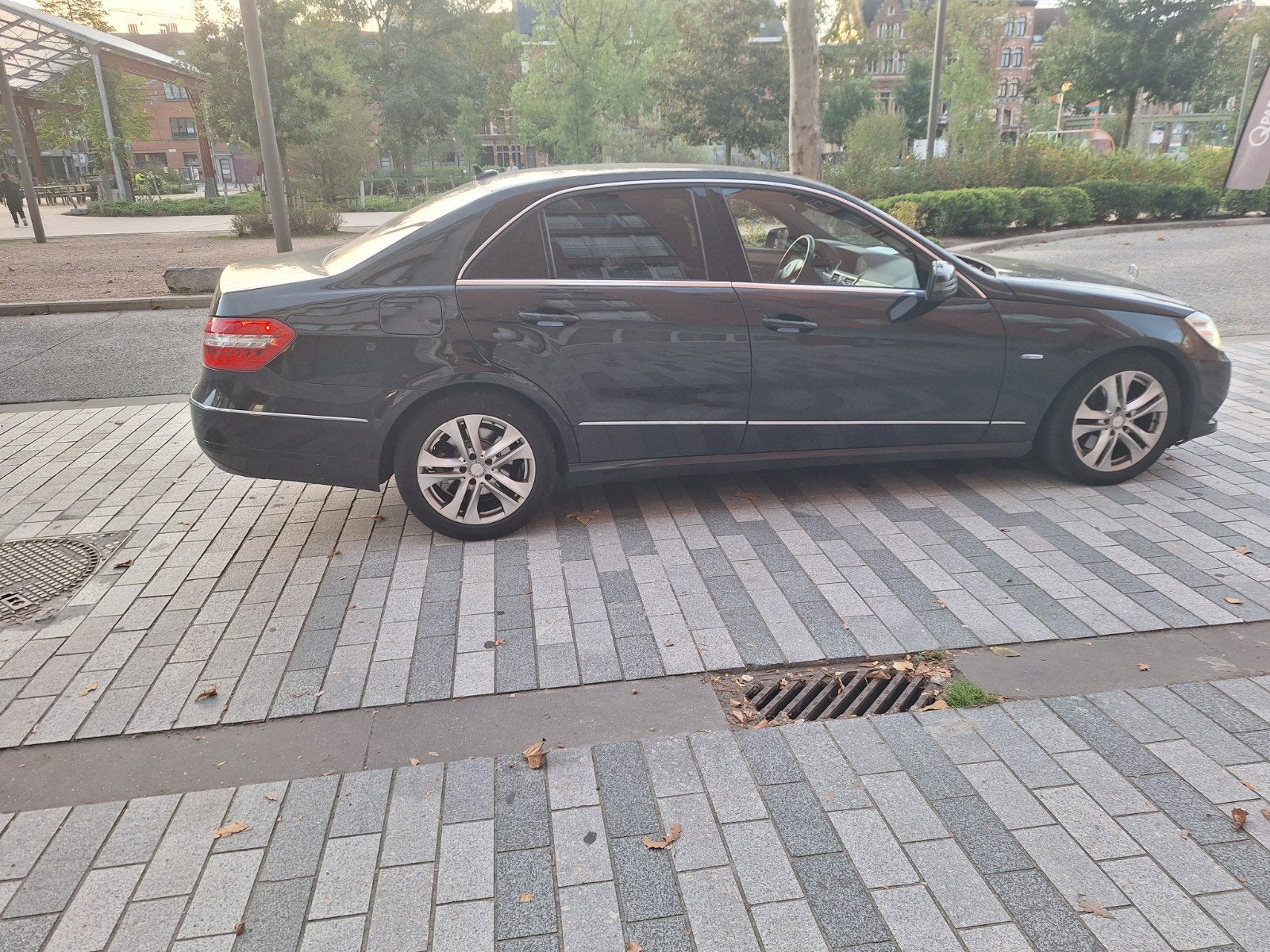 Mercedes E250 CDI Bluetec W212 - 210 PK, Auto's, Euro 5, Bruin, Leder, Diesel