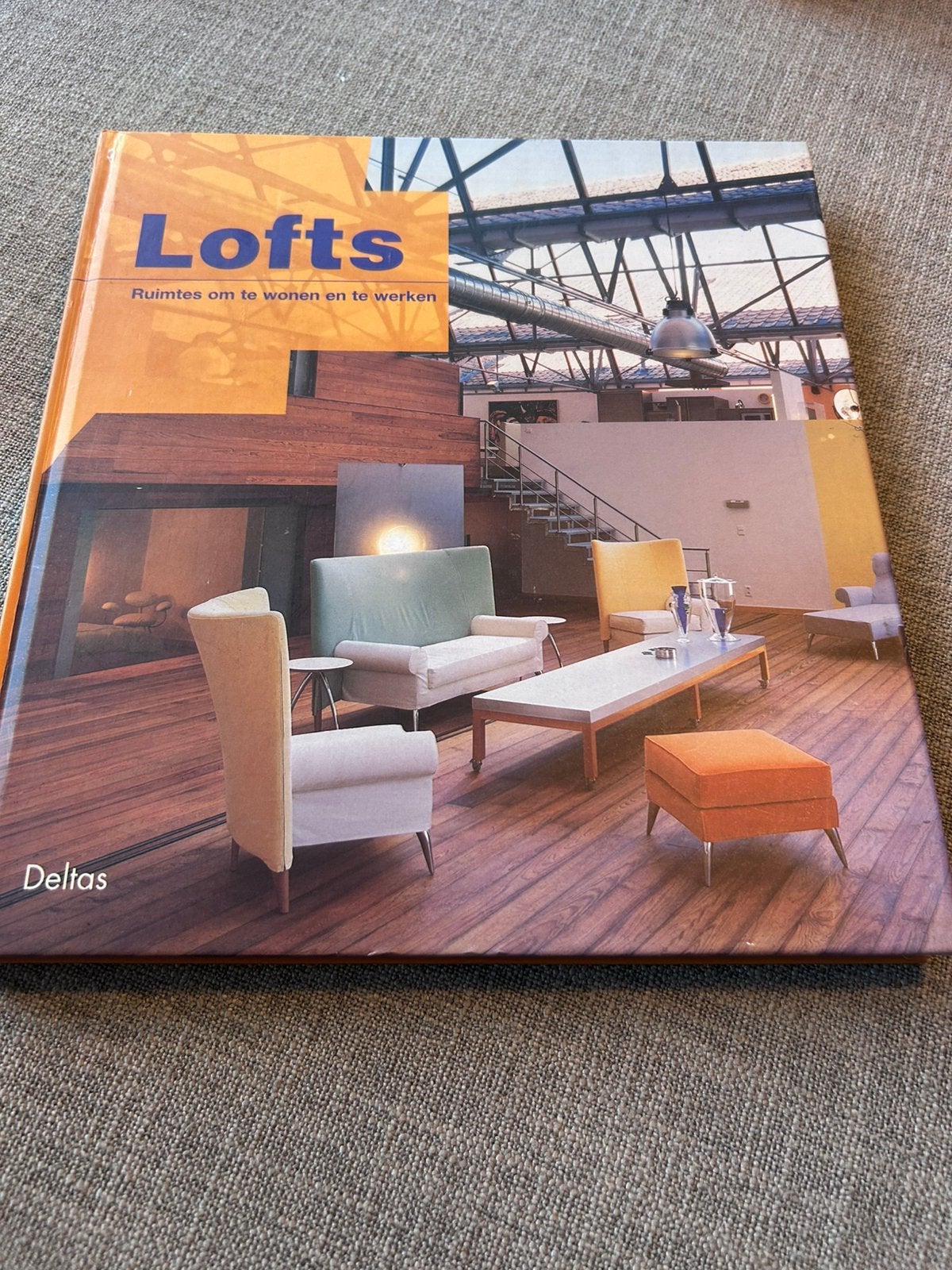 Lofts, Ruimtes om te wonen en te werken, Ophalen of Verzenden, Zo goed als nieuw