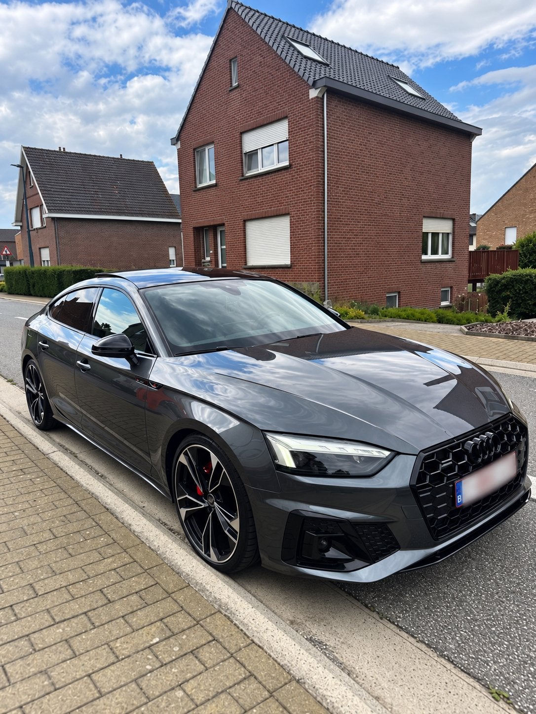 AUDI A5 SPORTBACK 40 TFSI QUATTRO S TRONIC – 2023, Auto's, Particulier, A5, Leder en Alcantara, Lederen bekleding