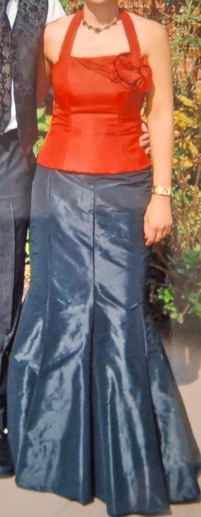 Suitekledij Oni Onik bustier (38) + rok (40) + stola, Kleding | Dames, Cocktailjurk, Zo goed als nieuw, Rood, Ophalen