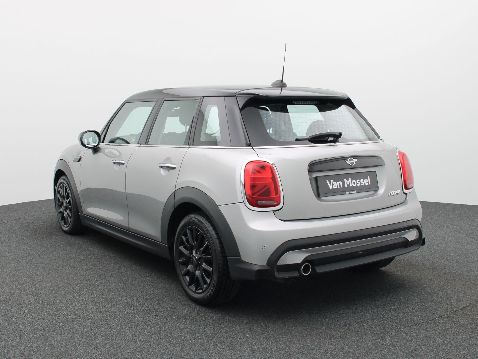 Mini Cooper 5d Cooper | PDC A | Carplay | Cruise Control | A, Stof, Gebruikt, 136 pk, Bedrijf
