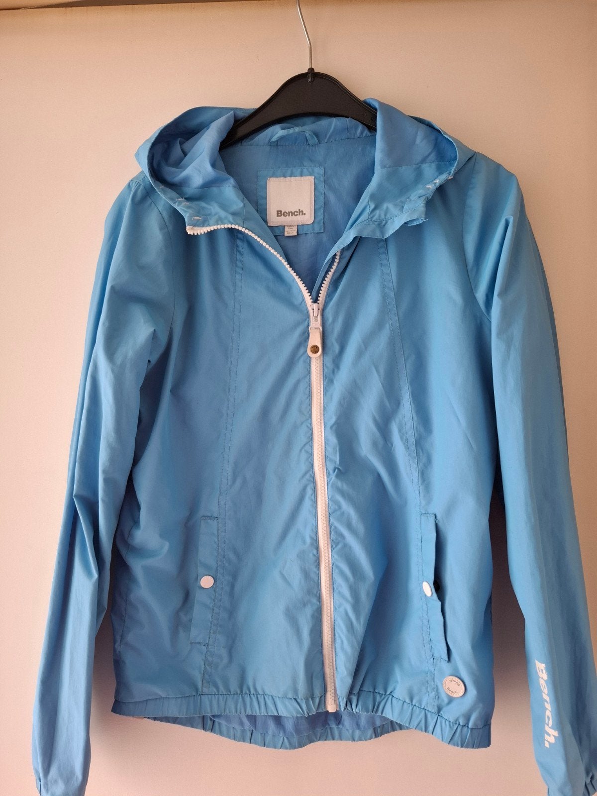 Banc bleu clair. Veste/veste à capuche — Taille 164 (13), Enlèvement