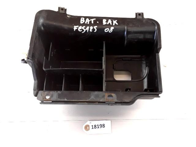 FES125 Silverwing 2007 - 2017 Honda Batterijbak D1-34730