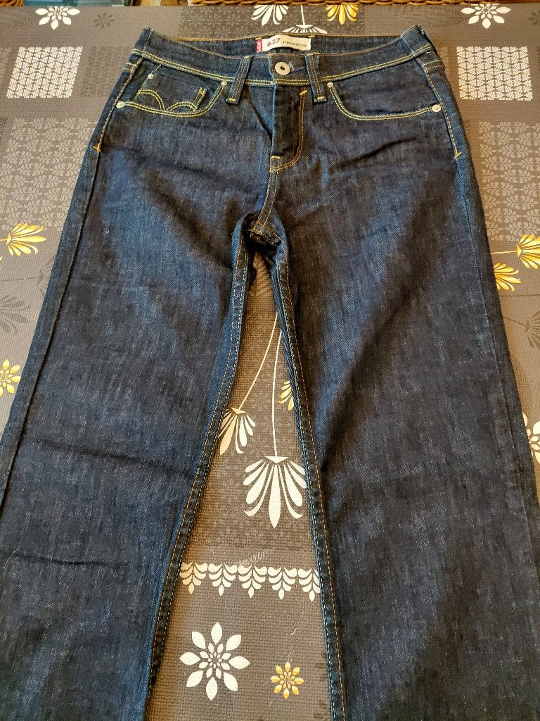 Levi's 627 Straight Fit Jeans, Blauw, Ophalen of Verzenden, Zo goed als nieuw, W30 - W32 (confectie 38/40)