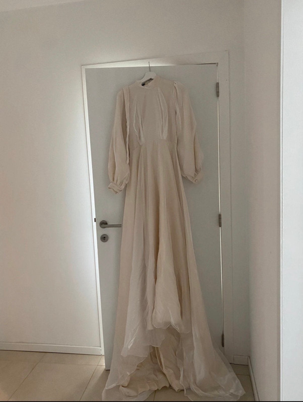 Trouwkleed, Ophalen, Zo goed als nieuw, Beige, Trouwjurk