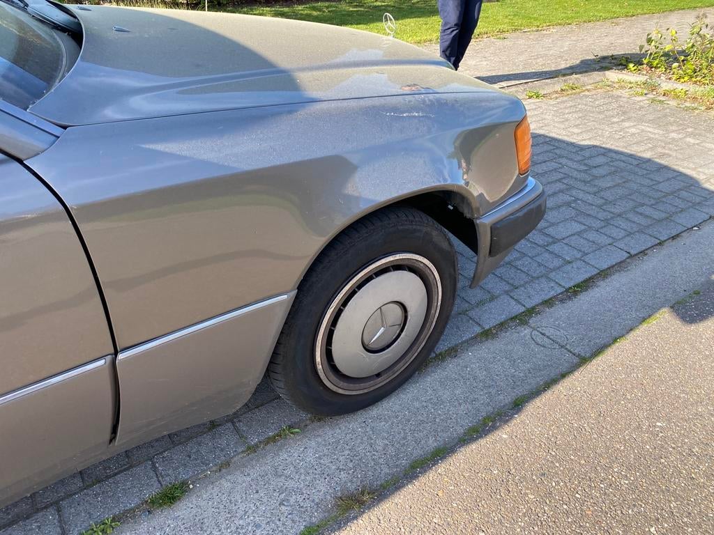 Mercedes 200D oldtimer, foto 7