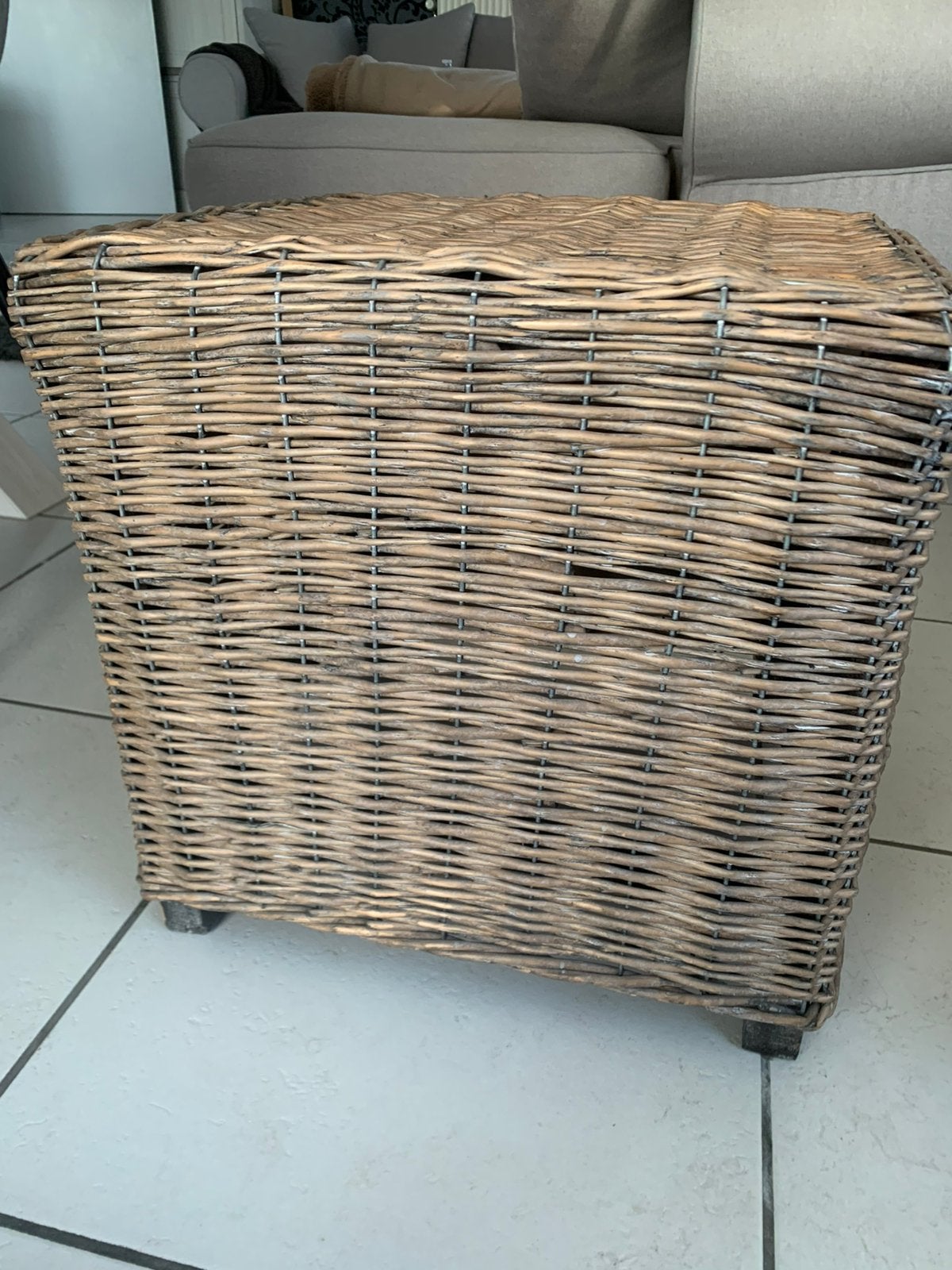 Rieten poef, Huis en Inrichting, Ophalen, Gebruikt