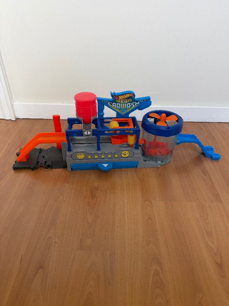 Grand lot Hot Wheels: 170 voitures + garages + pistes, 350 €, Enlèvement, Hot Wheels, Manuelle, Avec looping