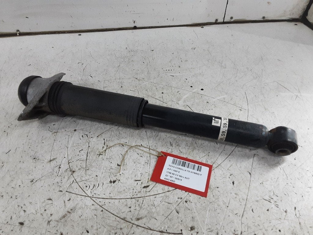 SCHOKBREKER RECHTS ACHTER Toyota Corolla (E21) (4853002S90), Gebruikt, Mevr. I. Hauben, Toyota, Rue de l'Espoir 34 34
4030  GRIVEGNÉE, BE