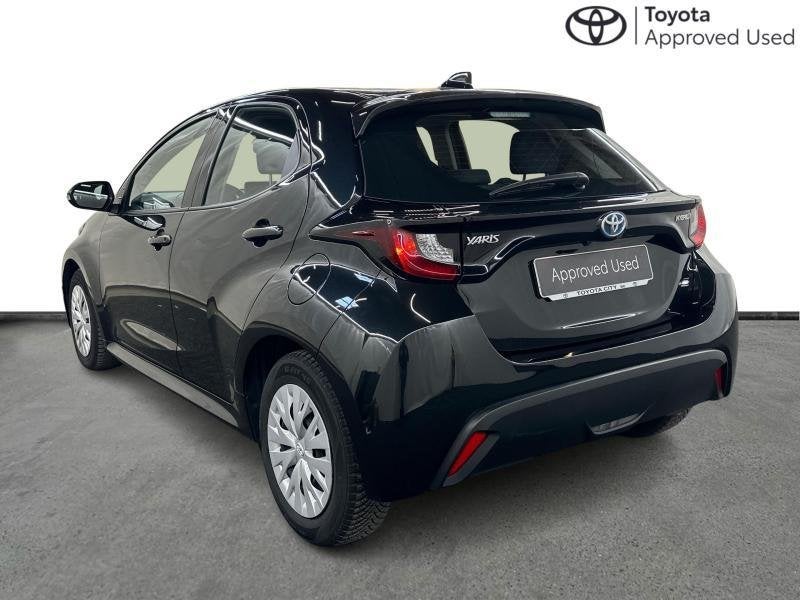 Toyota Yaris Dynamic, Auto's, Toyota, Automaat, https://public.car-pass.be/vhr/b716985c-da9d-4da3-b93d-a0a61168e314, Zwart, 1490 cc