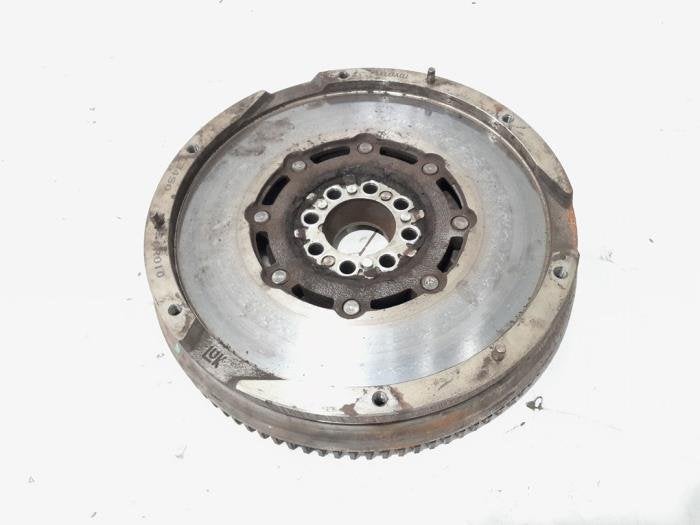 Volant moteur d'un Toyota Avensis, -, 3 mois de garantie, Toyota, Utilisé