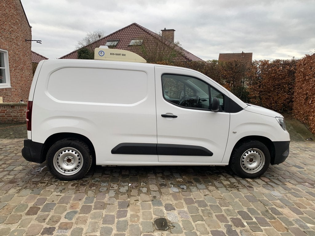 Opel COMBO avec refroidissement par réfrigérateur, Achat, Euro 6, Boîte manuelle, Caméra de recul