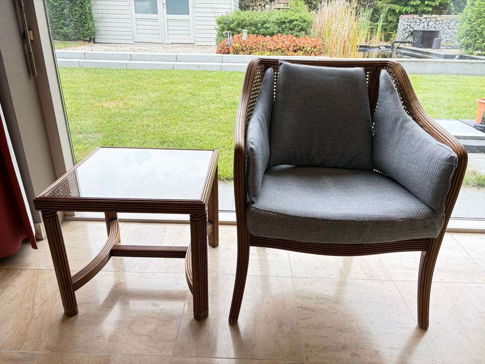Ensemble en rotin vintage - Fauteuil et table d'appoint, Enlèvement, Comme neuf