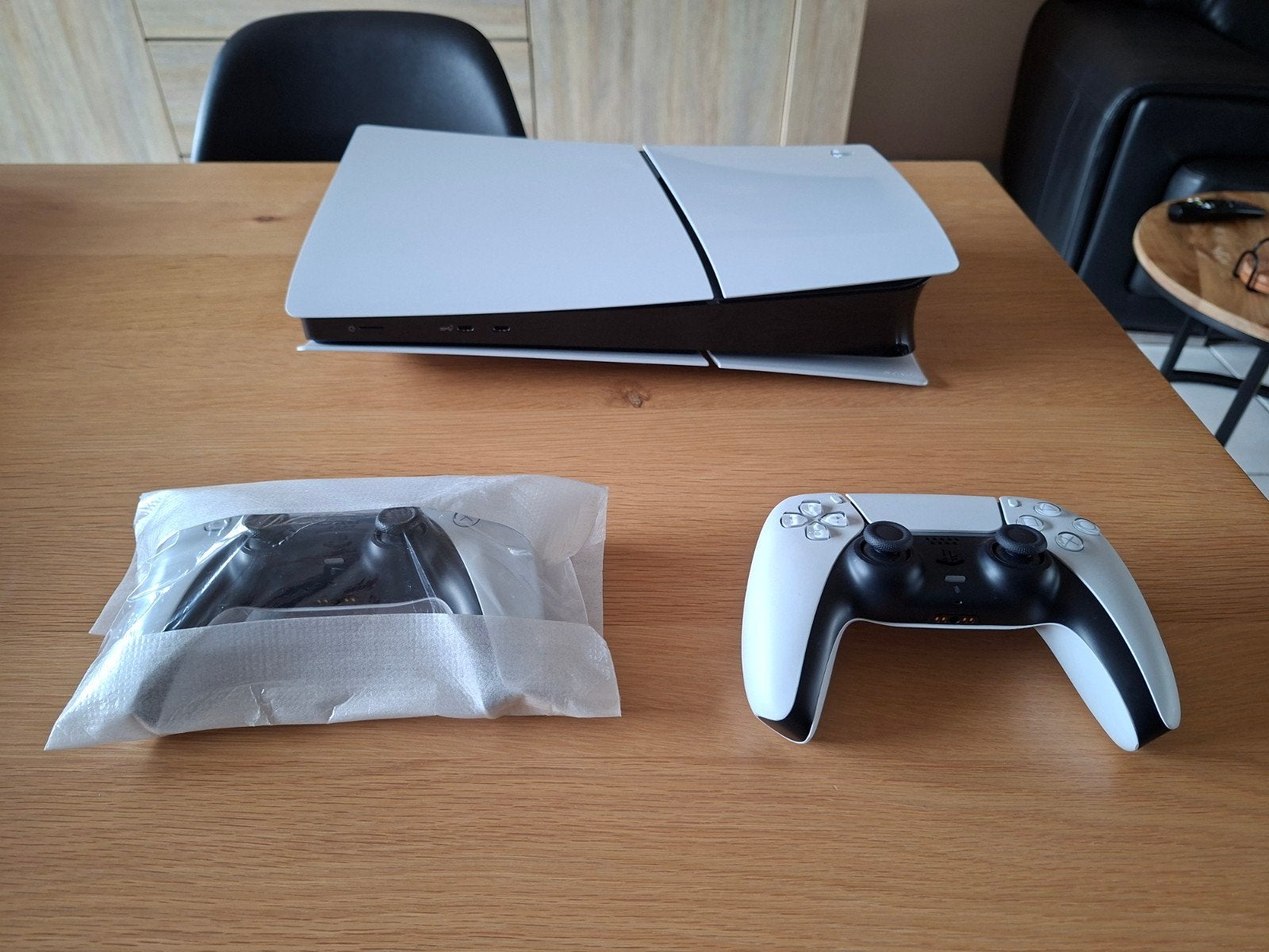 Playstation 5 Slim Digital met tweede NIEUWE controller, Ophalen of Verzenden, Zo goed als nieuw, Playstation 5