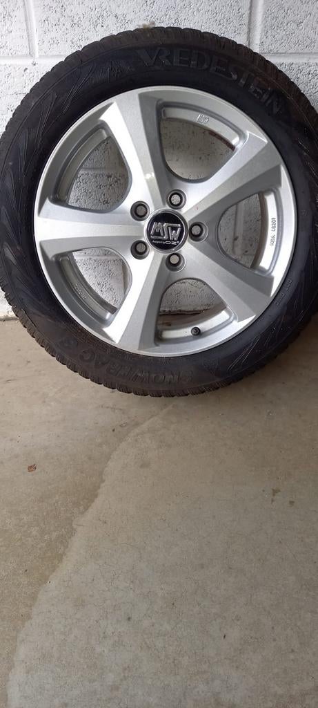 4 jantes alu Peugeot 308 + 4 pneus neige., Autos : Pièces & Accessoires, Pneus & Jantes, Pneus et Jantes, Pneus hiver, 16 pouces