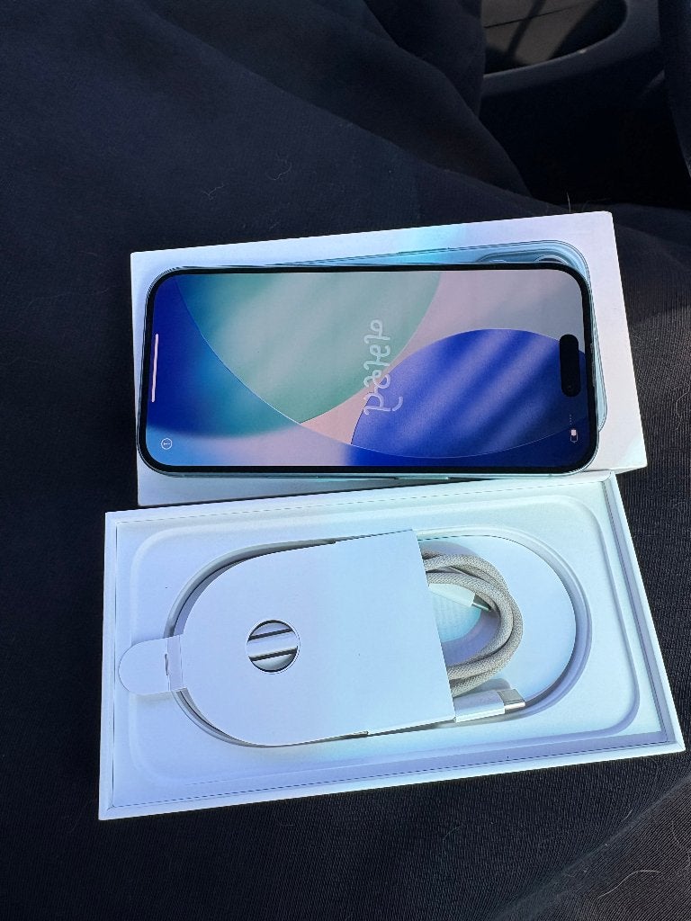 iphone 16 128 gb, 128 GB, IPhone 16, Utilisé, Sans abonnement