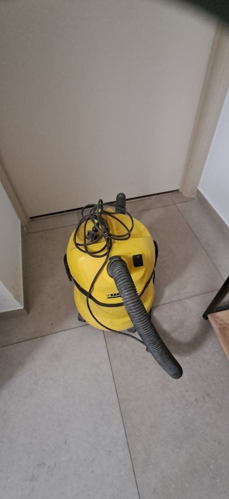 Kärcher WD 2 nat-/droogzuiger, Enlèvement, Utilisé