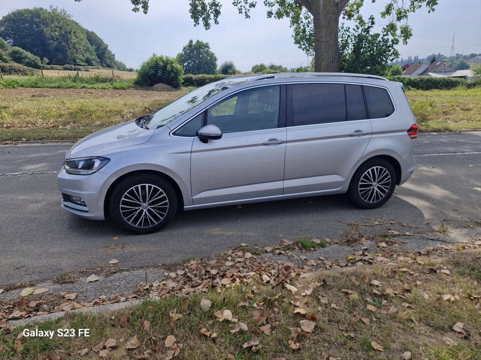 Volkswagen Touran 1.6TDT Euro6, Autos, Euro 6, 5 portes, Particulier, MPV ou Monospace