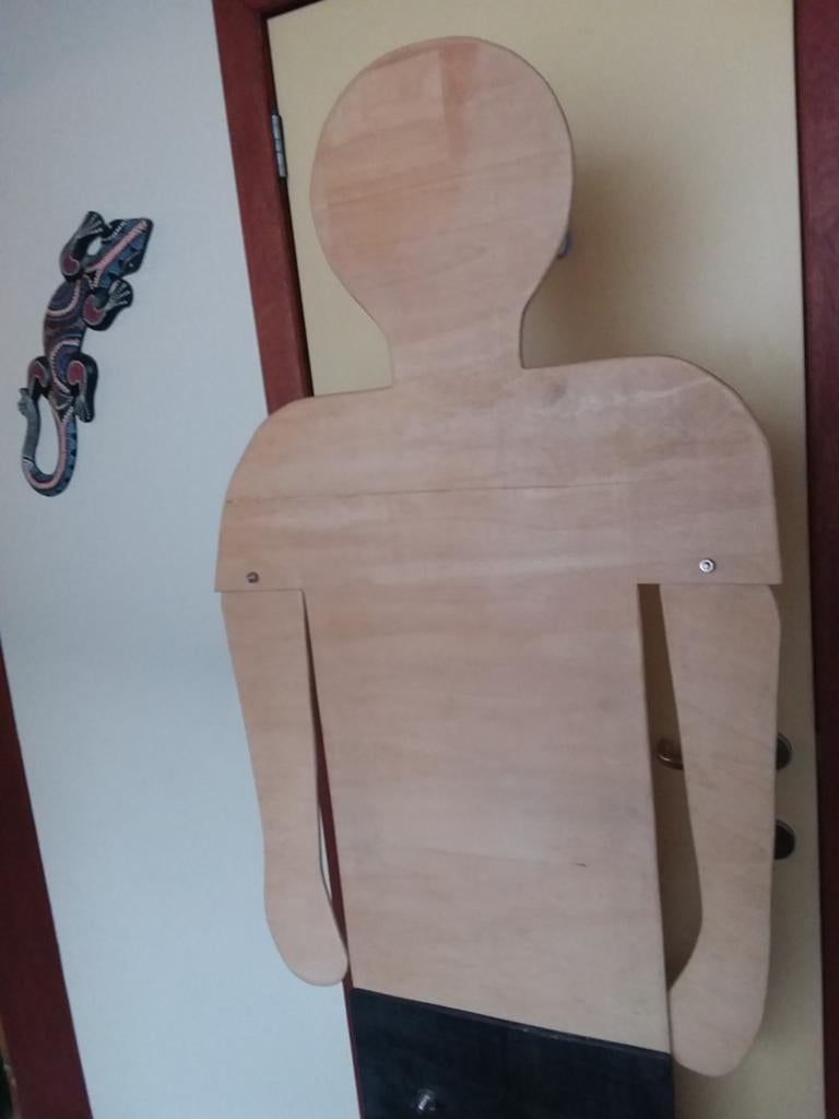 Houten aankleedpop, Carnaval, Paashaas, Sint,...Klas? €10, Kinderen en Baby's, Ophalen, Gebruikt, Taal en Lezen