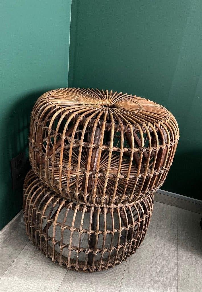Set van 2 rotan poefs Ikea + 2 kussens, Huis en Inrichting, Ophalen, Zo goed als nieuw, Rond, Metaal